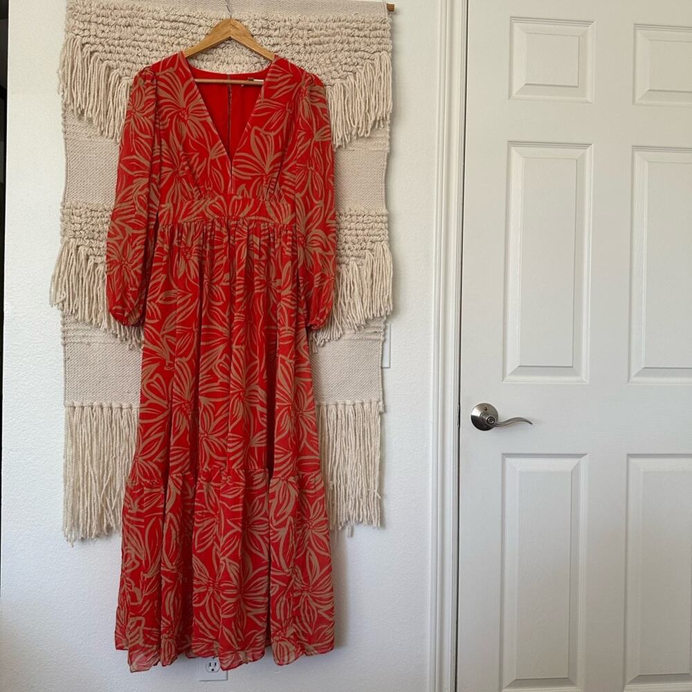 Toccin V-Neck Printed Maxi Dress